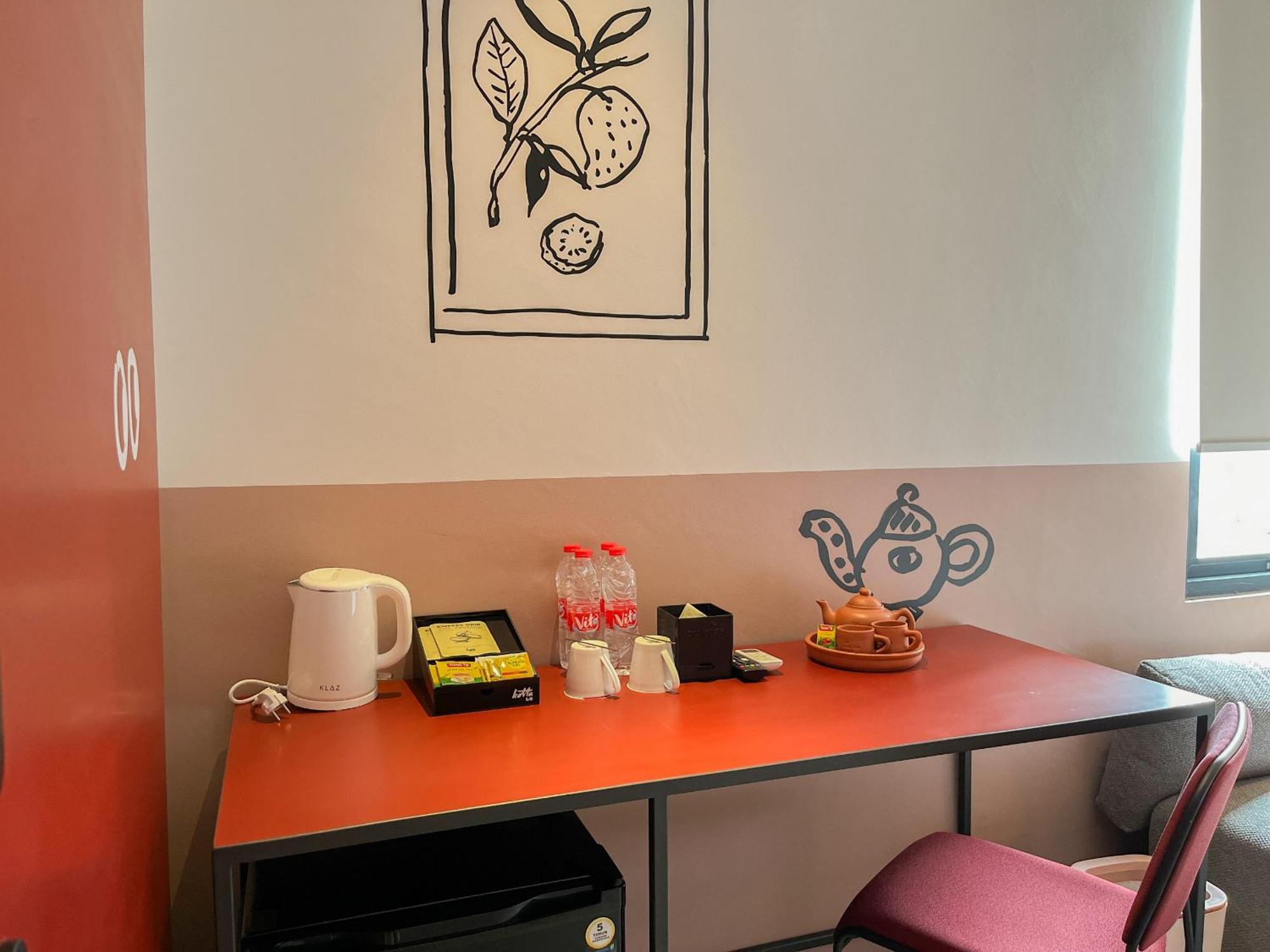 Kotta Go Hotel Tegal Экстерьер фото